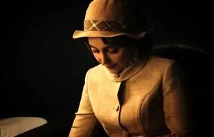 پاپاراتزی ایرانی؛ هم‌نشینی فوتوشات‌های نازنین بیاتی با شعری از عبدالملکیان