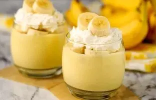 طرز تهیه یک دسر راحت با موز و ژله برای شب یلدا