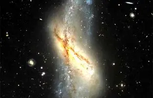 تصویر روز ناسا: کهکشان حلقه‌ای-قطبی NGC 660