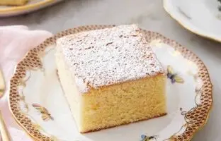طرز تهیه کیک شیر ساده و کلاسیک
