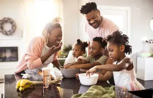 
چگونه روابط خانوادگی را عمیق‌تر، سالم‌تر و پایدارتر کنیم؟
