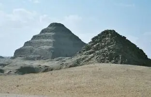 کشف مقبره یک شاهزاده + تصاویر