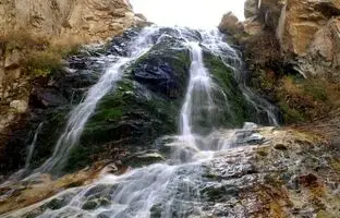 همسفر با بهار به آبشارهای نزدیک تهران؛ ۵ آبشار رویایی برای تعطیلات آخر هفته