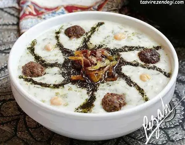 طرز تهیه آش دوغ تبریزی با گوشت قلقلی و برنج خیلی خوشمزه و مقوی