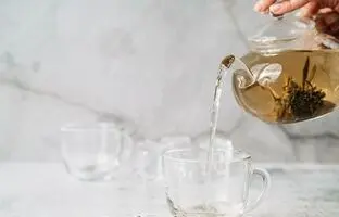 
10 خاصیت چای سفید که شما را شگفت زده خواهد کرد!
