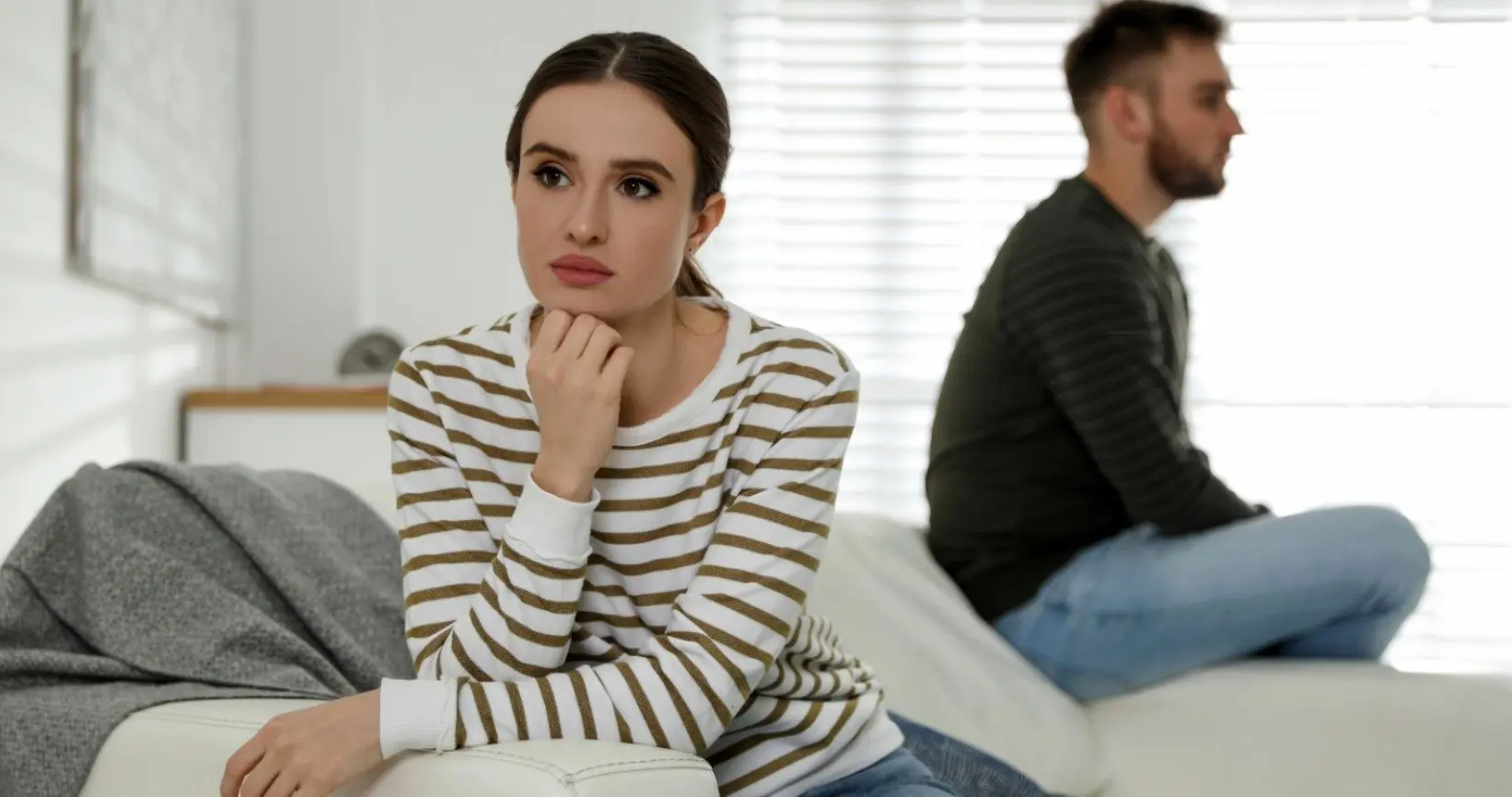 7 عادت به ظاهر معمولی که زندگی مشترک شما را به ورطه روزمرگی می‌کشد