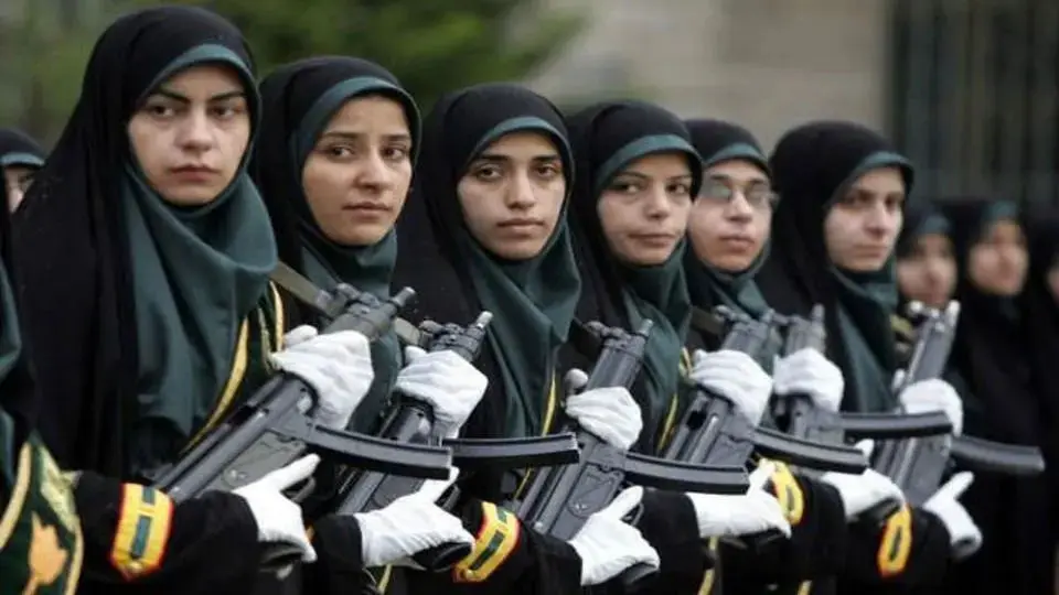 ماجرای کارزار سربازی دختران چیست؟