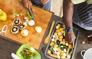 در روزهای پرتنش این غذاها را مصرف نکنید