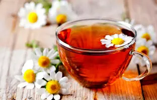 فواید شگفت‌انگیز چای بابونه که علم نیز آن‌ها را تأیید کرده است 