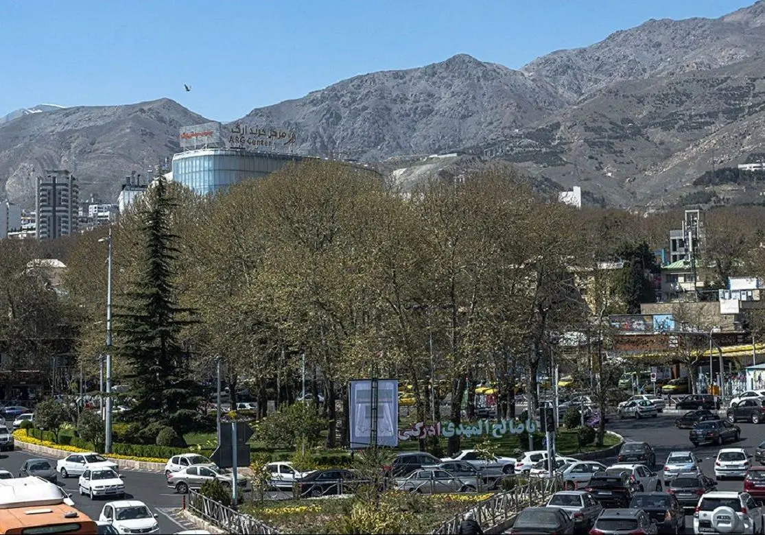 «چشم اندازی از شمیران، سر پل تجریش»؛ دهه 30