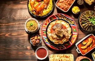 
افطاری کشورهای مختلف؛ خارجی ها افطار چی میخورن؟ 