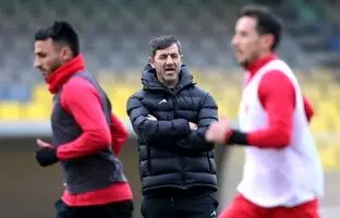 
تکلیف سرمربی جدید پرسپولیس امروز مشخص می‌شود!
