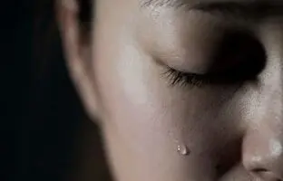 اشک چشم راز مهمی از مغز شما را فاش می‌کند