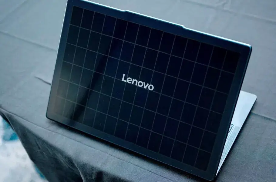 لنوو از کانسپت لپ‌تاپ با پنل خورشیدی و نمایشگر تاشو در MWC 2025 رونمایی کرد