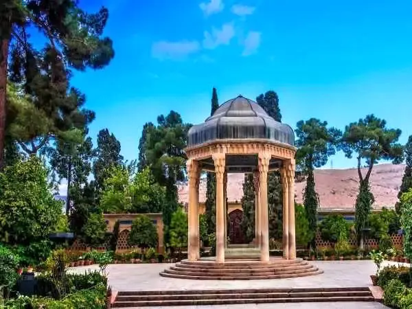  فال حافظ امروز دوشنبه 9 تیر ماه 1404 