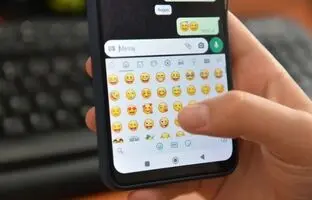 اشتباه رایج هنگام چت کردن در رابطه عاشقانه 
