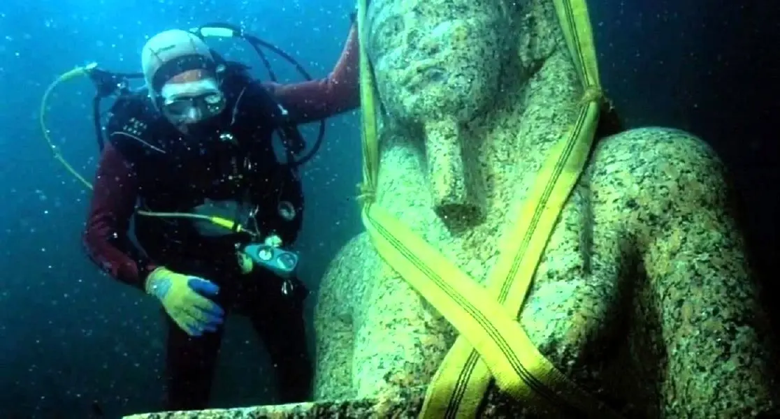 (تصاویر) همه چیز درباره 13 مورد از عجیب ترین گنجینه های کشف شده زیر آب