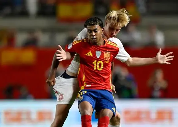 بدون ترس می‌گویم: لامین یامال را عمدی زدم!