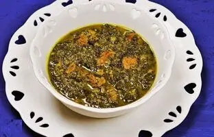 
طرز تهیه خورش تره فرنگی؛ یک خورش متفاوت و خوشمزه
