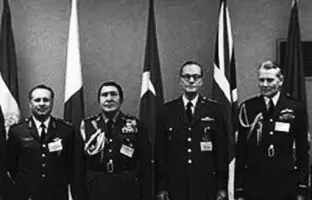 سنتو در قاب عکس: تاریخ ایران در یک تصویر 