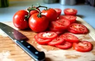 آیا گوجه فرنگی برای مو مفید است؟