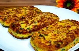  طرز تهیه یک غذای اسپانیایی با «فیله مرغ، سیب زمینی و تخم مرغ» + ویدئو