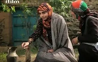 «مارالِ جوان» سریال آنام در دوران کودکی و در کنار برادرش