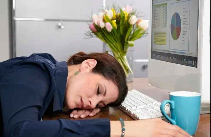 چگونه پرخوابی فصلی را رفع کنیم؟ 