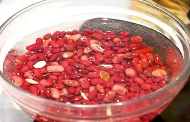 چرا باید قبل از پخت حبوبات آن را خیس کرد / فواید پنهانی که نمی‌دانید + ویدئو