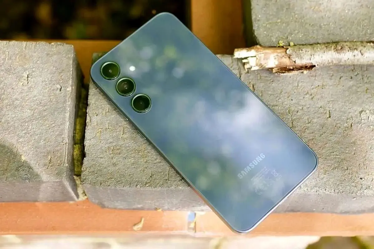 قیمت گوشی سامسونگ، شیائومی و آیفون امروز دوشنبه ۲۳ تیر ۱۴۰۴