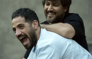  سیلی‌های واقعی در پیر پسر/ محمد ولی زادگان: ۳۰ بار از حامد بهداد چک خوردم! 