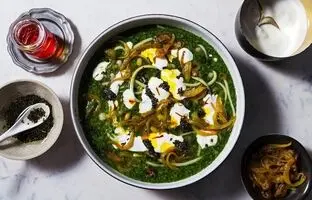 سبزی آش شامل چیست ؟ ؛ میزان سبزی آش رشته برای ۱۰ نفر