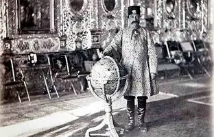 کره جواهرنشان ناصرالدین شاه با هزاران الماس 