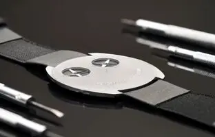  ساخت نازک‌ترین ساعت مچی جهان + عکس
