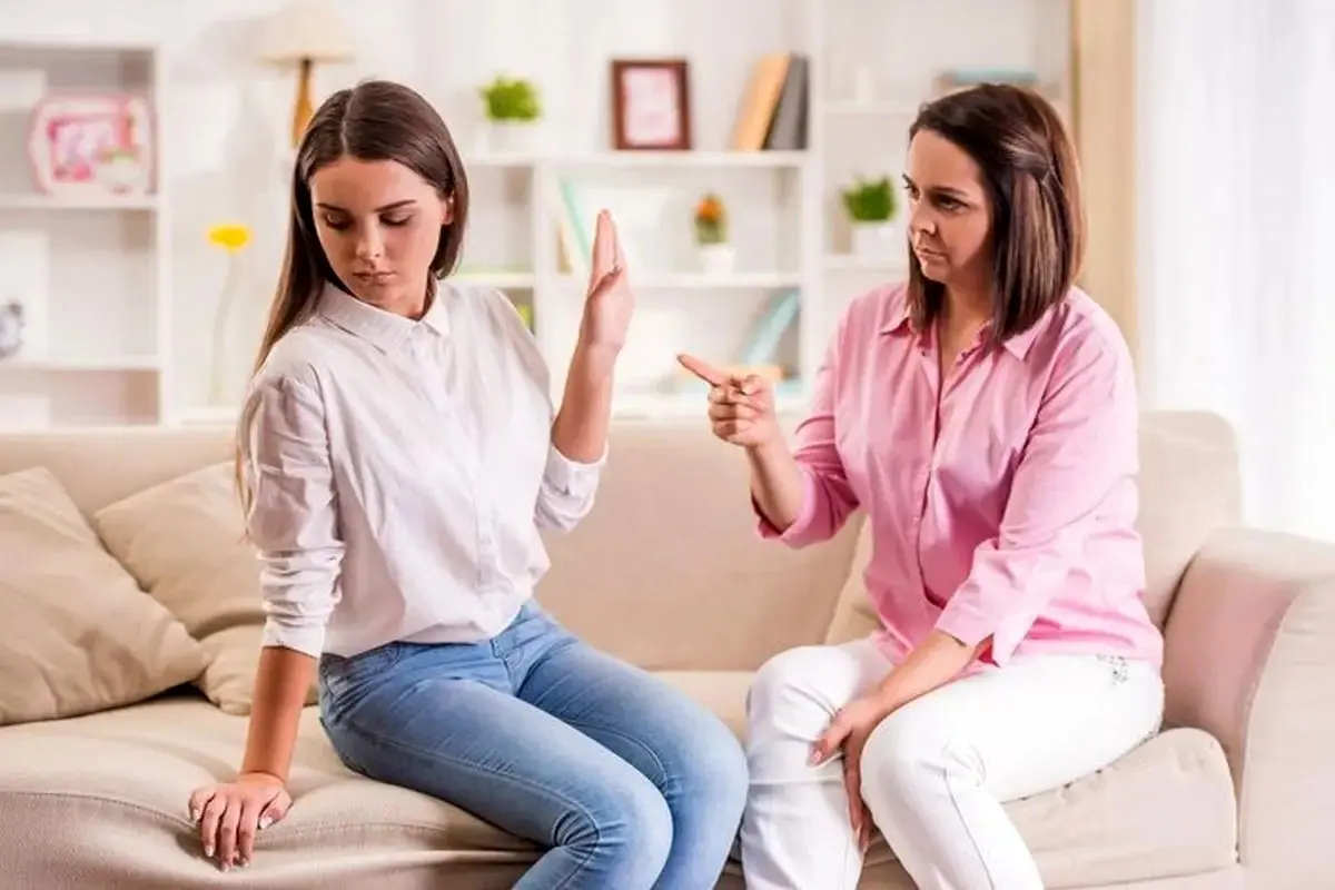 رفتارهای ممنوع مادرشوهر در خانه عروس که باید از آن اجتناب کرد 