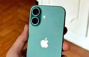کدام آیفون‌ها «iOS 26» را دریافت می‌کنند؟