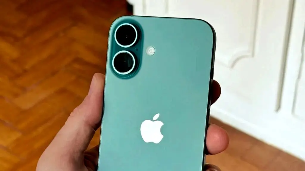 کدام آیفون‌ها «iOS 26» را دریافت می‌کنند؟