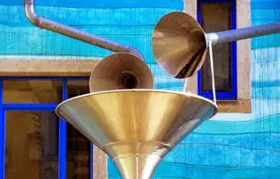  خانه‌ای در آلمان که وقت بارش باران، موسیقی می‌نوازد! 