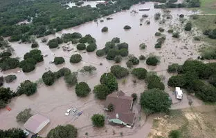 سیل در نیومکزیکو یک خانه را با خود برد + ویدئو
