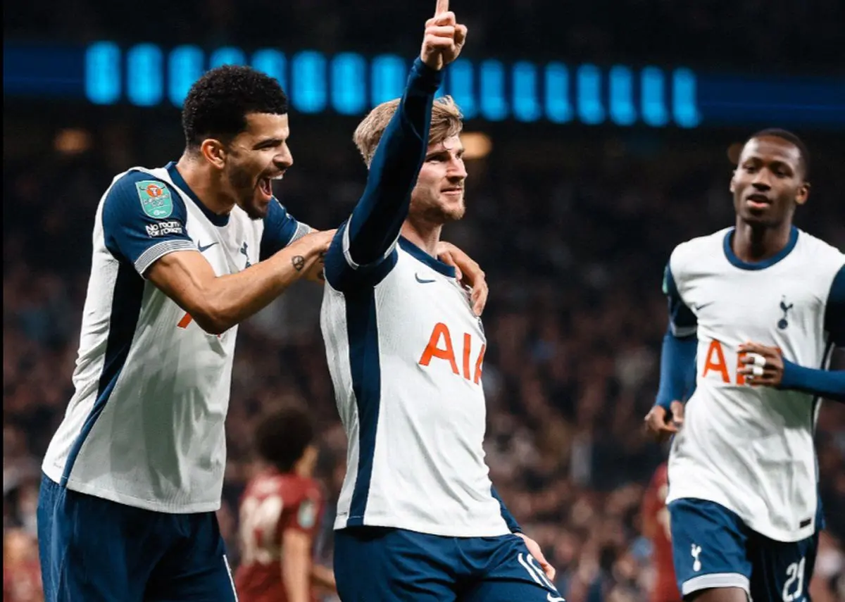 تاتنهام در شیراز پایگاه دارد! + تصویر