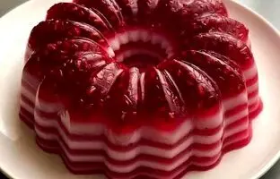 طرز تهیه آسان ژله انار برای شب یلدا + ایده های تزیین ژله انار