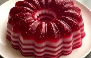 طرز تهیه آسان ژله انار برای شب یلدا + ایده های تزیین ژله انار