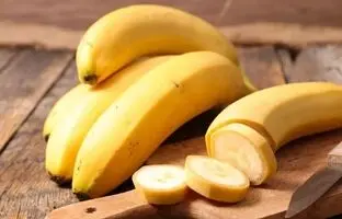 خوردن موز ناشتا چه بلایی سرمان می‌آورد؟