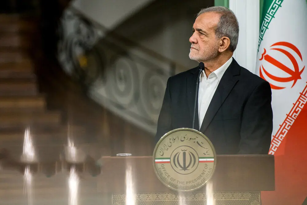 پزشکیان پاسخ ترامپ را درباره خلیج فارس داد