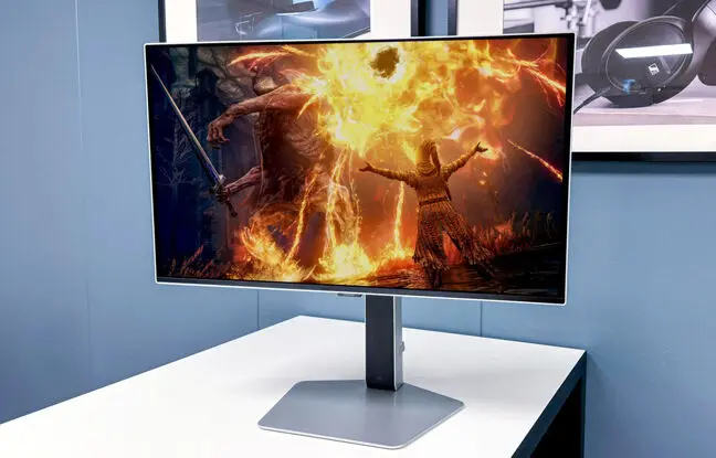 سامسونگ اولین مانیتور OLED با نرخ ۵۰۰ هرتز جهان را معرفی کرد