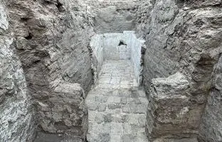 کشف آرامگاه یک فرعون ناشناخته