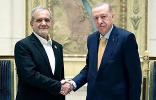 جزئیات دیدار پزشکیان با اردوغان؛ تاکید ترکیه بر افزایش همکاری‌ها برای ثبات منطقه
