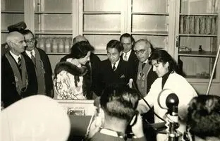 تصویری کمتر دیده شده از ولیعهد ژاپن در ایران سال 1339 