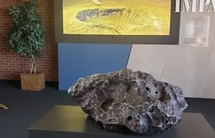 شواهد جدید از برخورد شهاب‌سنگی که میدان گرانشی قطب جنوب را تغییر داد