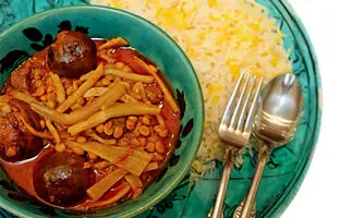 خوشمزه بپزید؛ رازهای خوشمزه شدن خورش قیمه ؛ برای جا افتادن خورش چه کنیم ؟